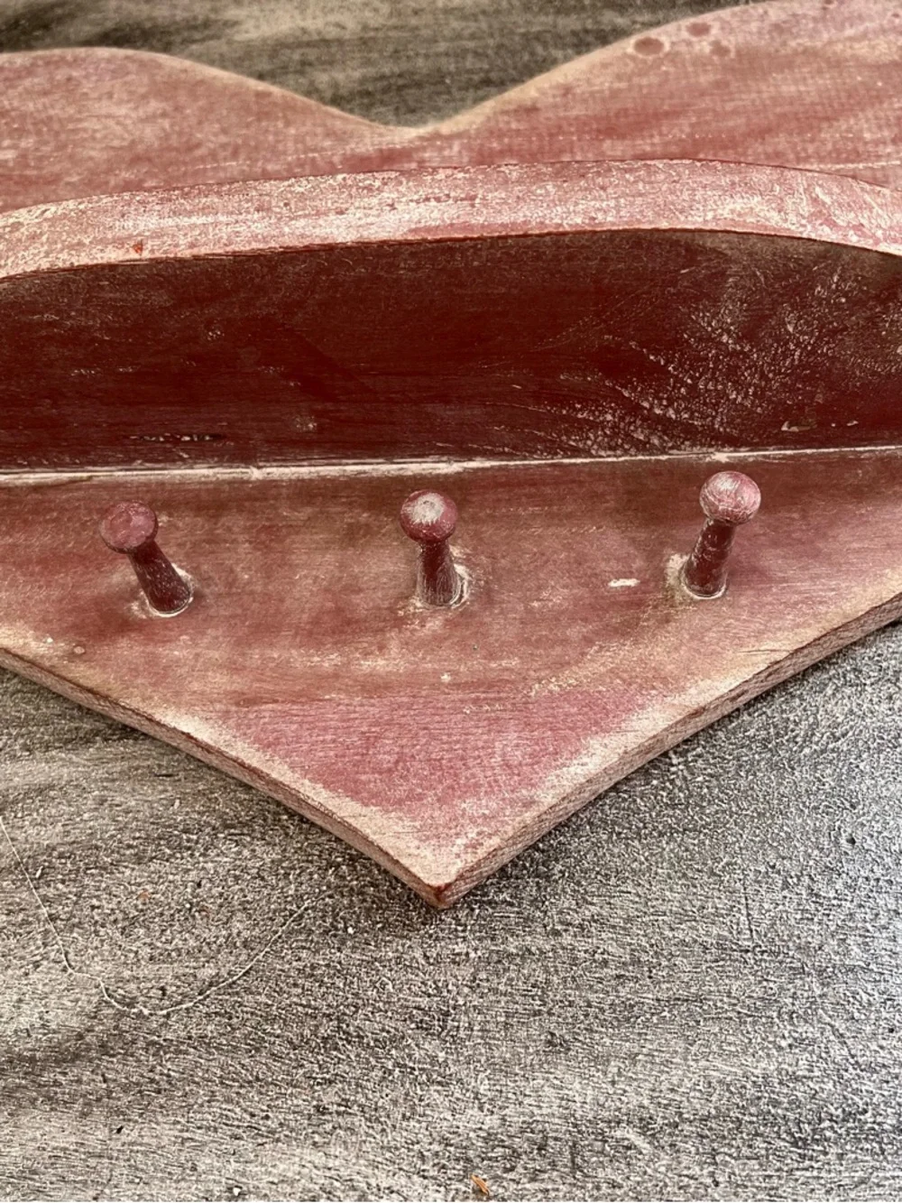 Vintage Rustic Pink Wood Heart Shaped Farmhouse Wall Shelf w/3 Pegs 18